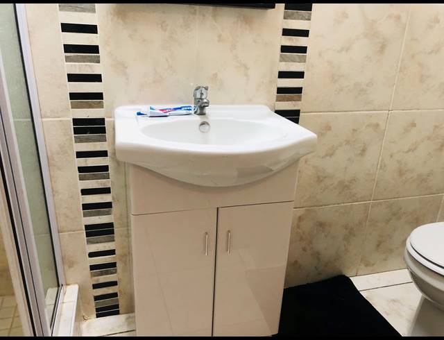 2 BEDROOM APARTMENT FOR SALE IN UVONGO